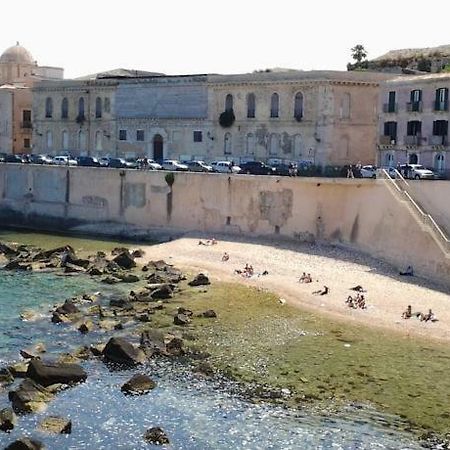 Апартаменты Casa "Il Castello" Сиракузы Экстерьер фото